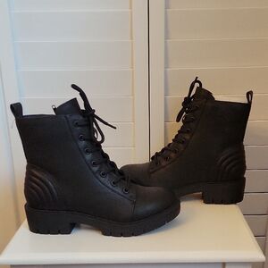 MIA Black Lace-Up Boots NWT